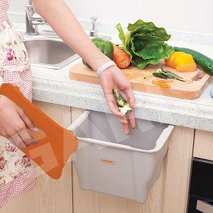 Thùng rác mini treo cánh tủ, 3L GARIS GW04.245