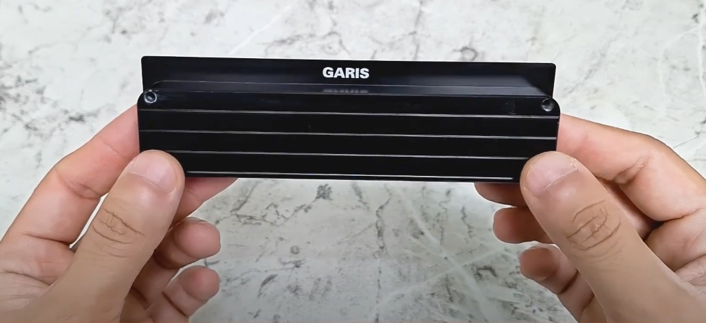 Tay nắm âm cạnh vuông màu đen GARIS GH80