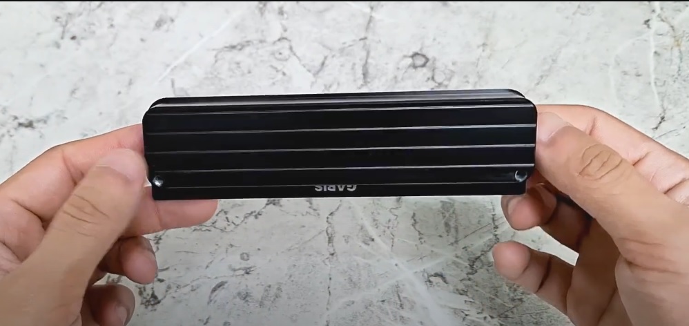 Tay nắm âm cạnh vuông màu đen GARIS GH80