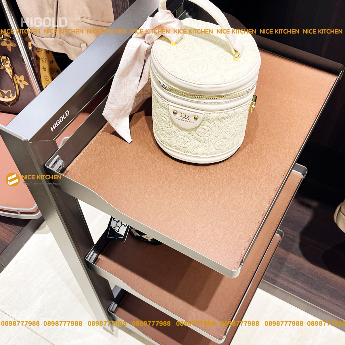 Hình ảnh sản phẩm thực tế : Kệ để đồ 3 tầng, ray giảm chấn Higold Series BV Nâu cao cấp 703573S 703574S