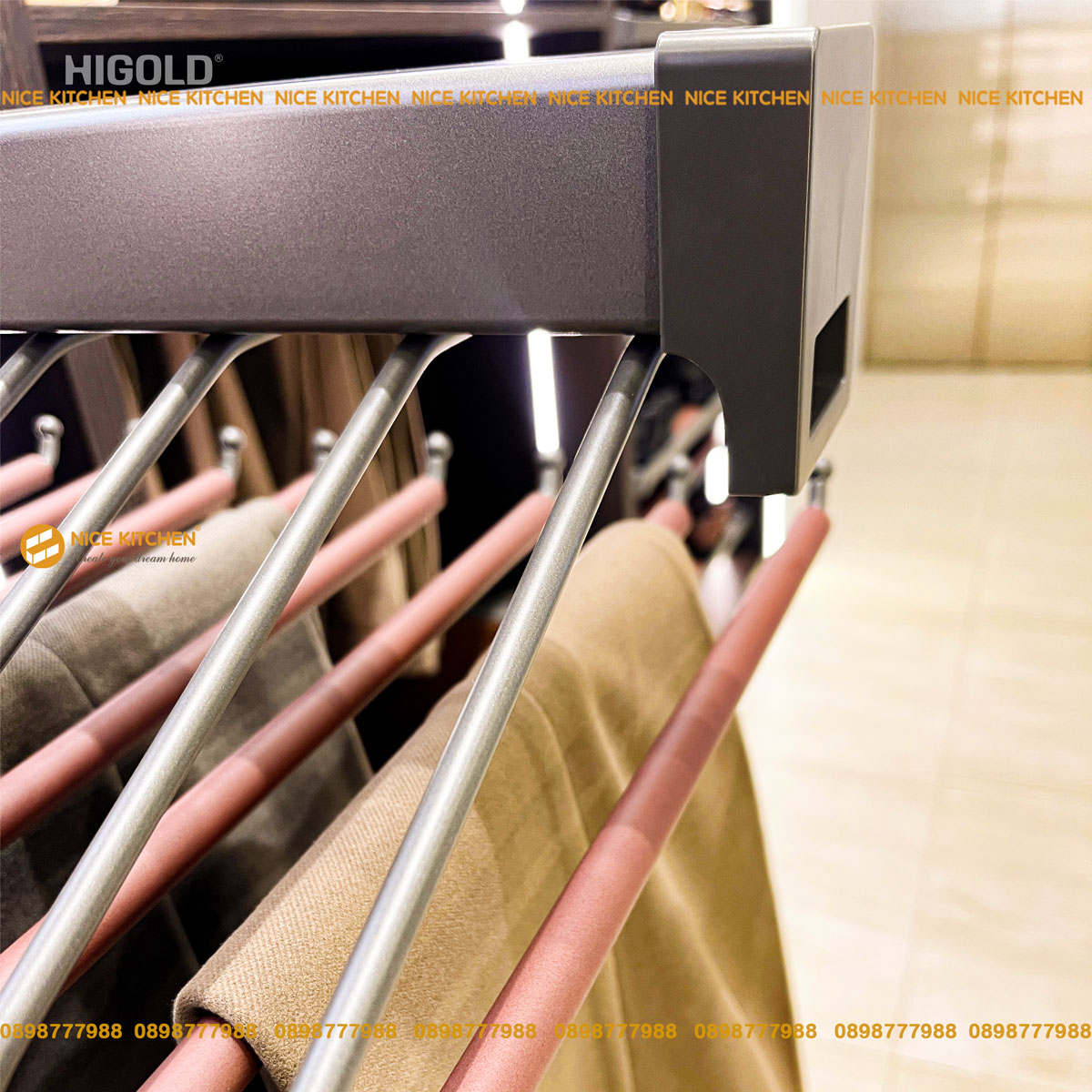 Kệ vắt quần áo treo đỉnh Higold Series BV Nâu cao cấp 703502S