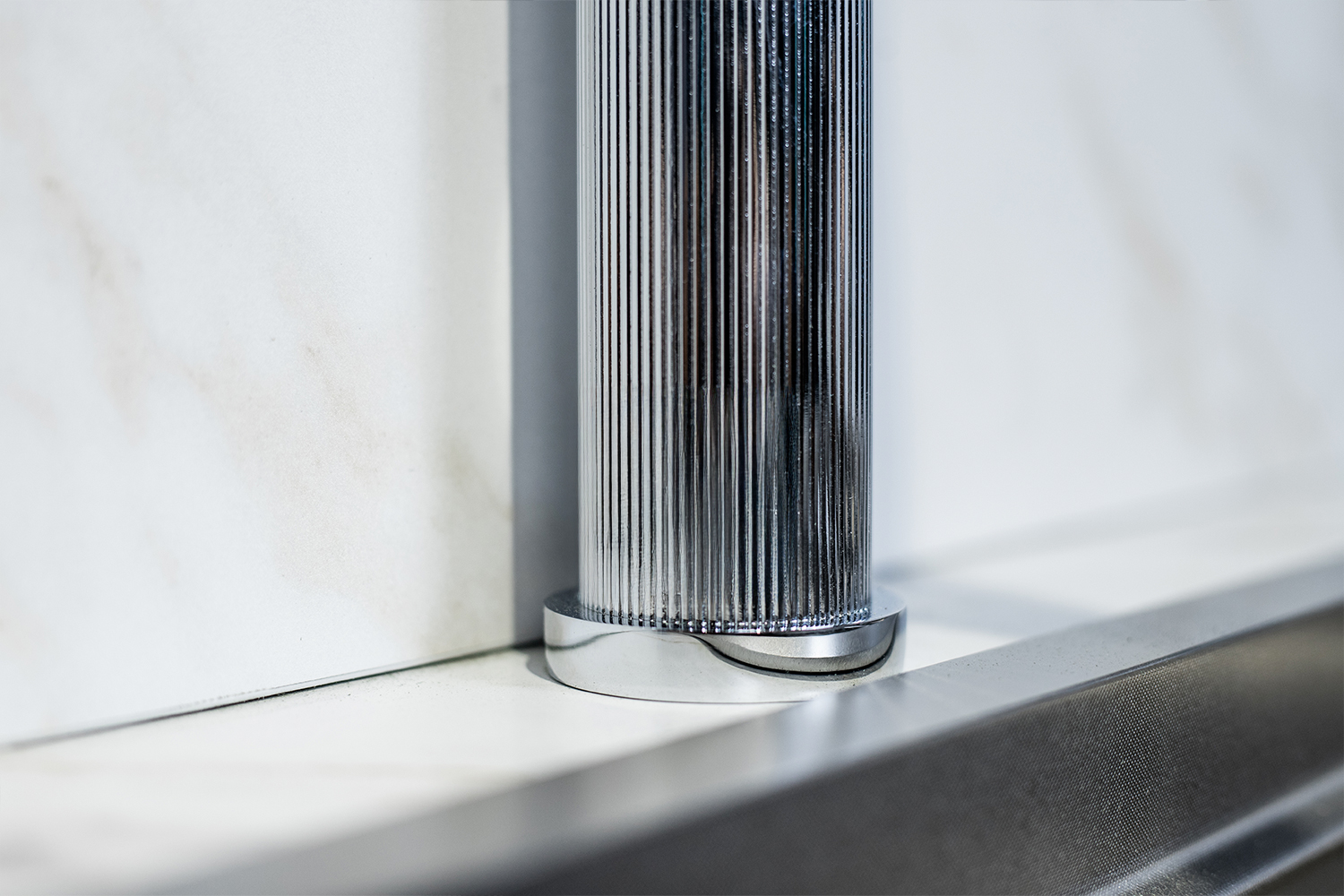 Vòi rửa chén uốn dẻo nóng lạnh Grand X GXF01 Dual Spray