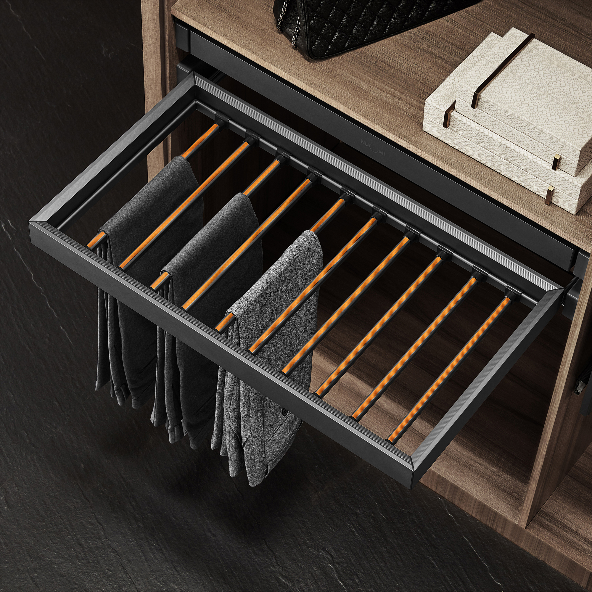 Kệ vắt quần âu EUROGOLD ray giảm chấn EAB4160 EAB4170 EAB4180 EAB4190