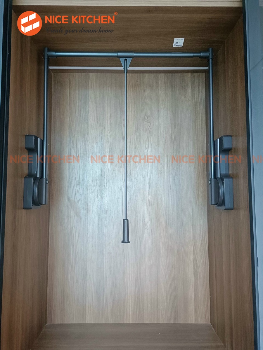 Kệ treo quần áo nâng hạ di động EUROGOLD EAB11080