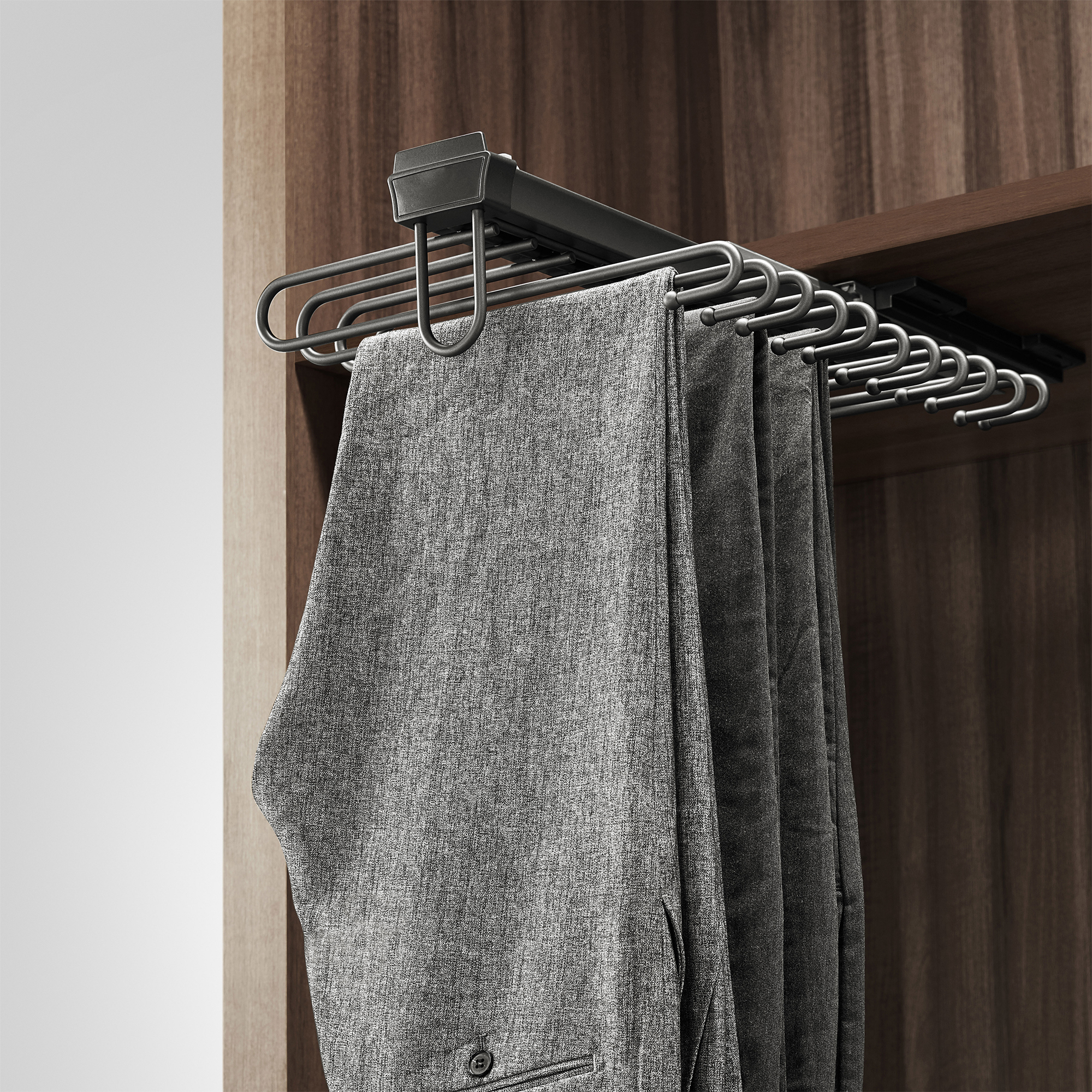 Kệ vắt quần âu treo đỉnh EUROGOLD EAB7510