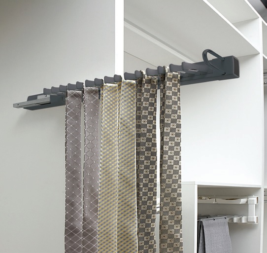 Móc treo cà vạt thắt lưng EUROGOLD EAB9150