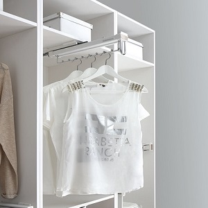 Móc quần áo treo đỉnh EUROGOLD EVA300