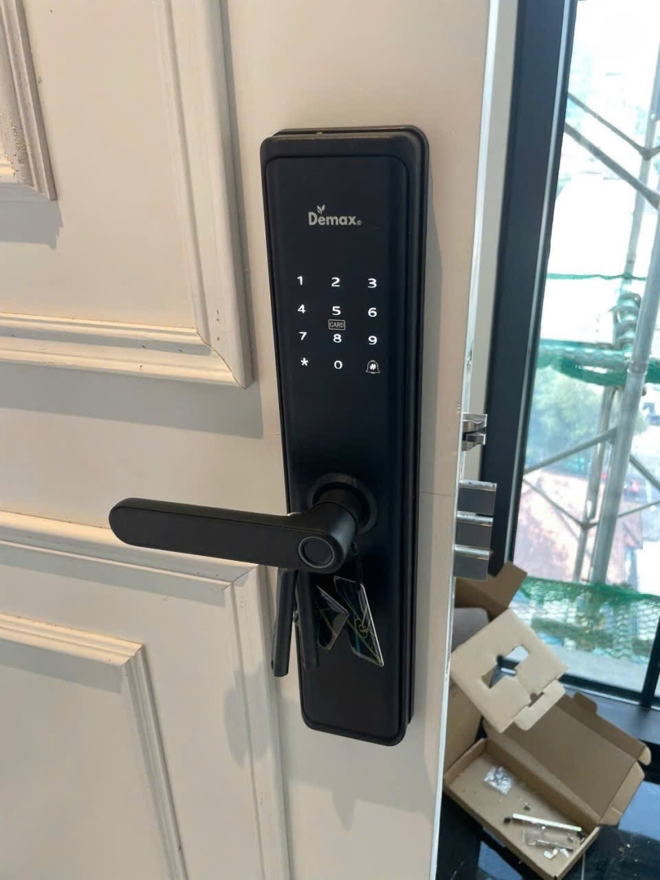 Khóa điện tử, vân tay thông minh DEMAX EL-C88 BL
