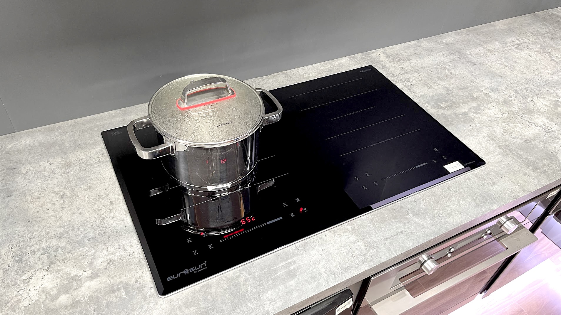 Bếp từ Eurosun EU-T268Limited