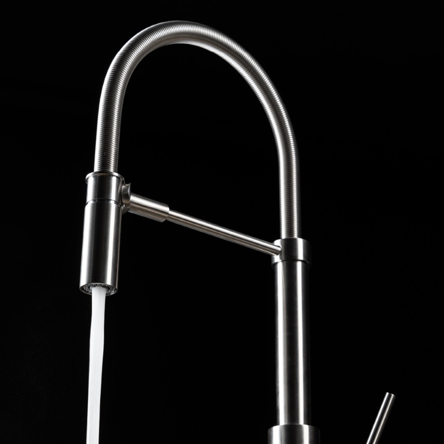 Vòi rửa chén nóng lạnh dây lò xo Inox 304 Malloca LUXSTEEL K088CS