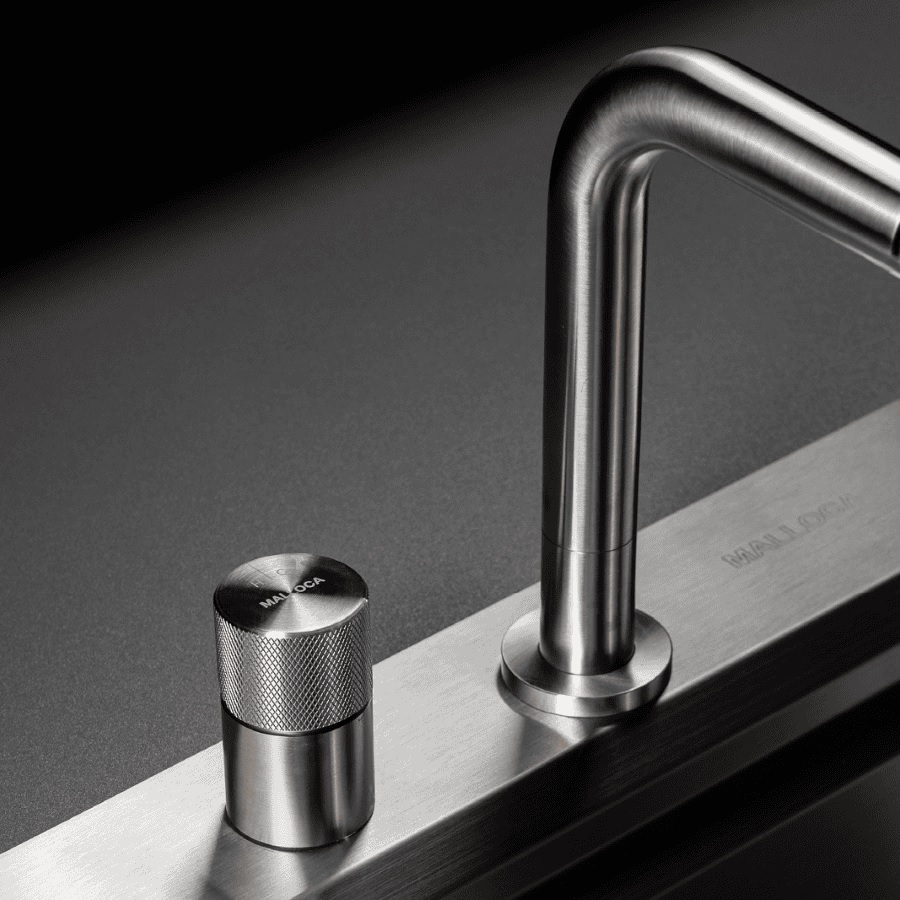 Vòi rửa chén nóng lạnh dây rút Inox 304 Malloca LUXSTEEL K068PO