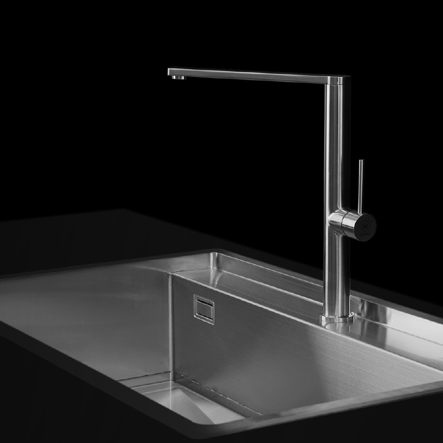 Vòi rửa chén nóng lạnh Inox 304 Malloca K061SS